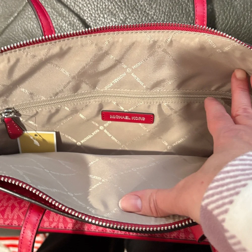 Michael kors Marlyn dark raspberry medium tote
